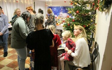 Uroczysta Wigilia w Centrum Adminstracyjnym Plac&oacute;wek Opiekuńczo-Wychowawczych w Zawierciu 18