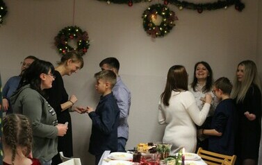 Uroczysta Wigilia w Centrum Adminstracyjnym Plac&oacute;wek Opiekuńczo-Wychowawczych w Zawierciu 39