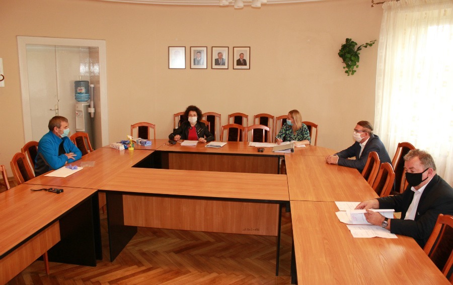 Zdjęcie do Czerwcowe obrady Komisji Rady Powiatu